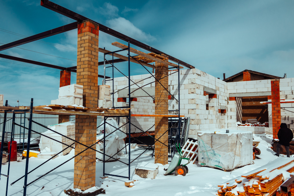 Стройка частного дома из газобетонных блоков